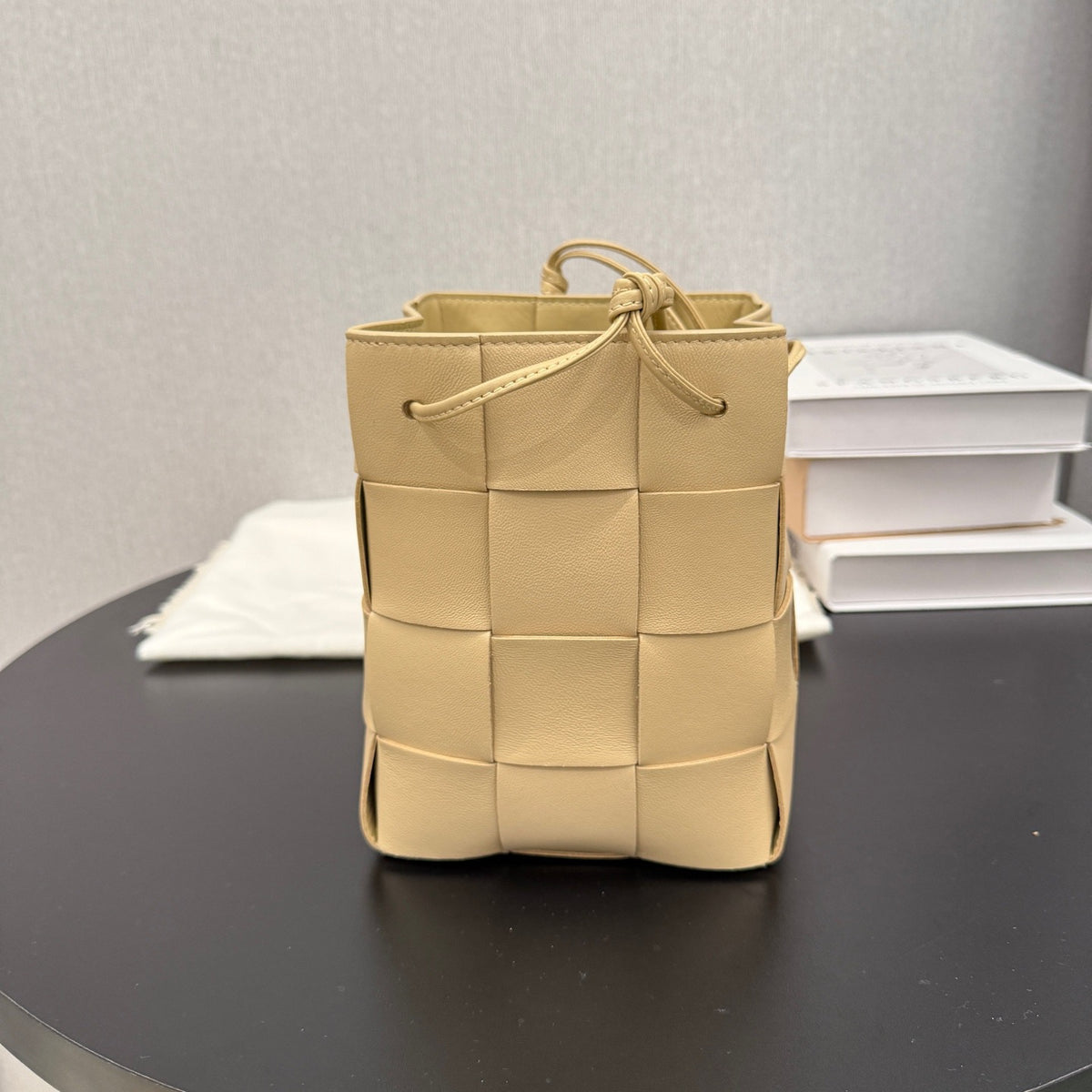 Bottega Veneta - Cassette Small - Leather - Beige - (small)