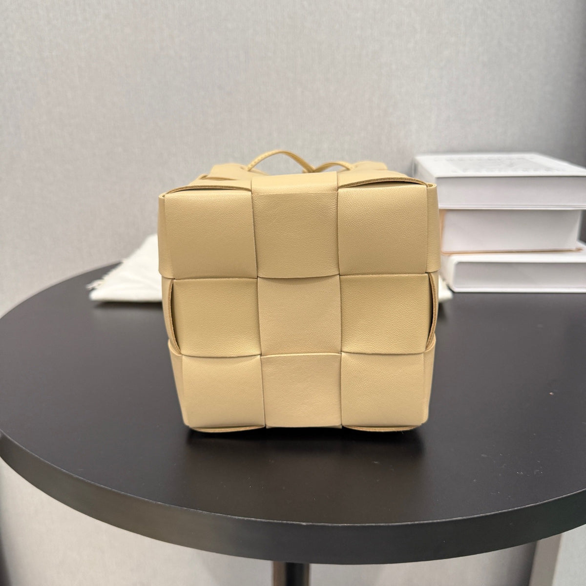 Bottega Veneta - Cassette Small - Leather - Beige - (small)