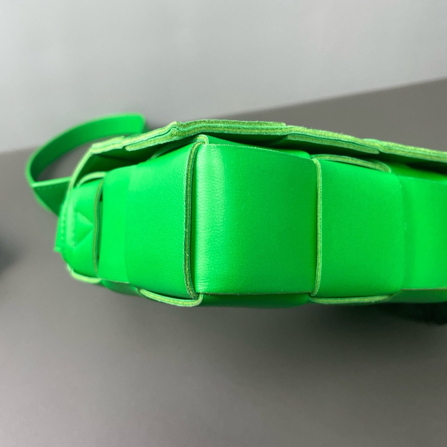 Bottega Veneta - Cassette - Woven leather - Green - (small)