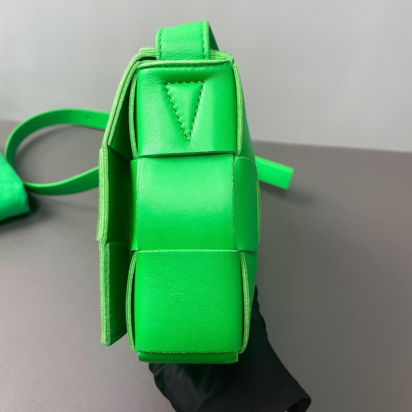Bottega Veneta - Cassette - Woven leather - Green - (small)