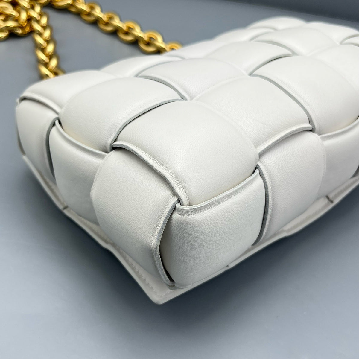 Bottega Veneta - Chain Cassette - Leather - White