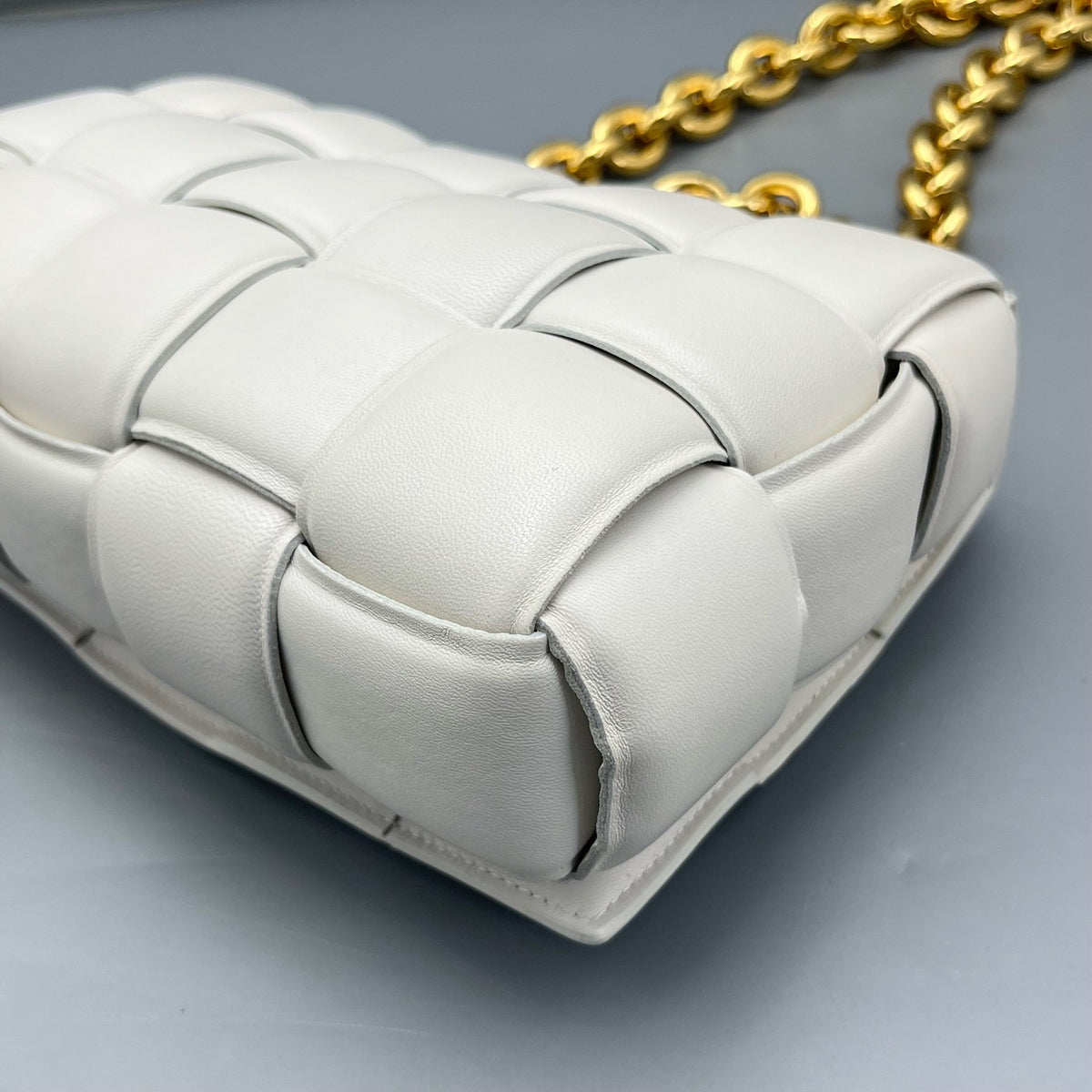 Bottega Veneta - Chain Cassette - Leather - White