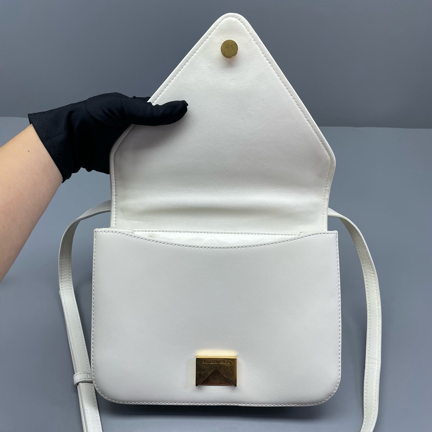 Bottega Veneta - Chain Envelope Bag - Leather - White - (small)
