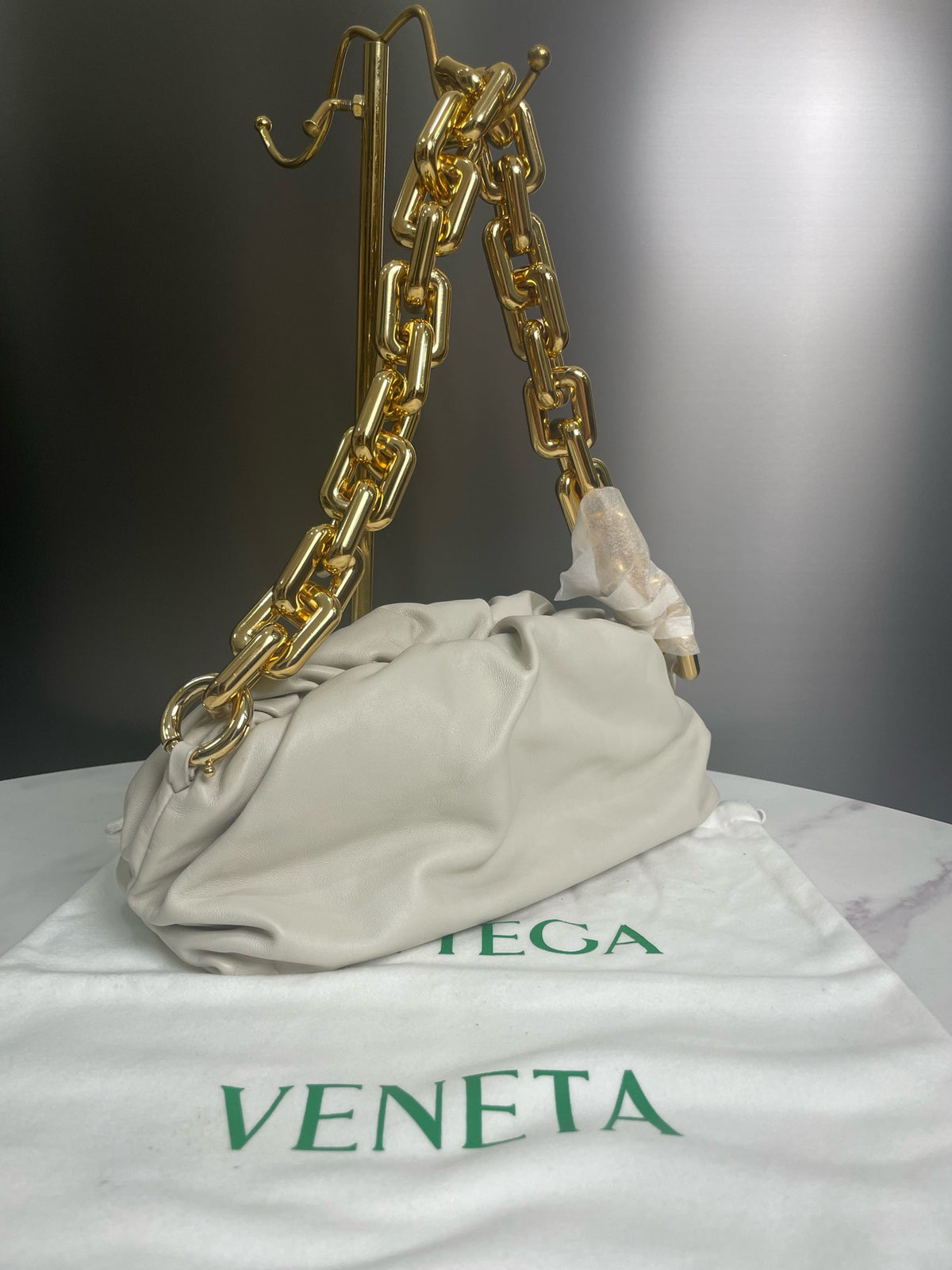 Bottega Veneta - Chain Pouch - Leather - Beige - (large)