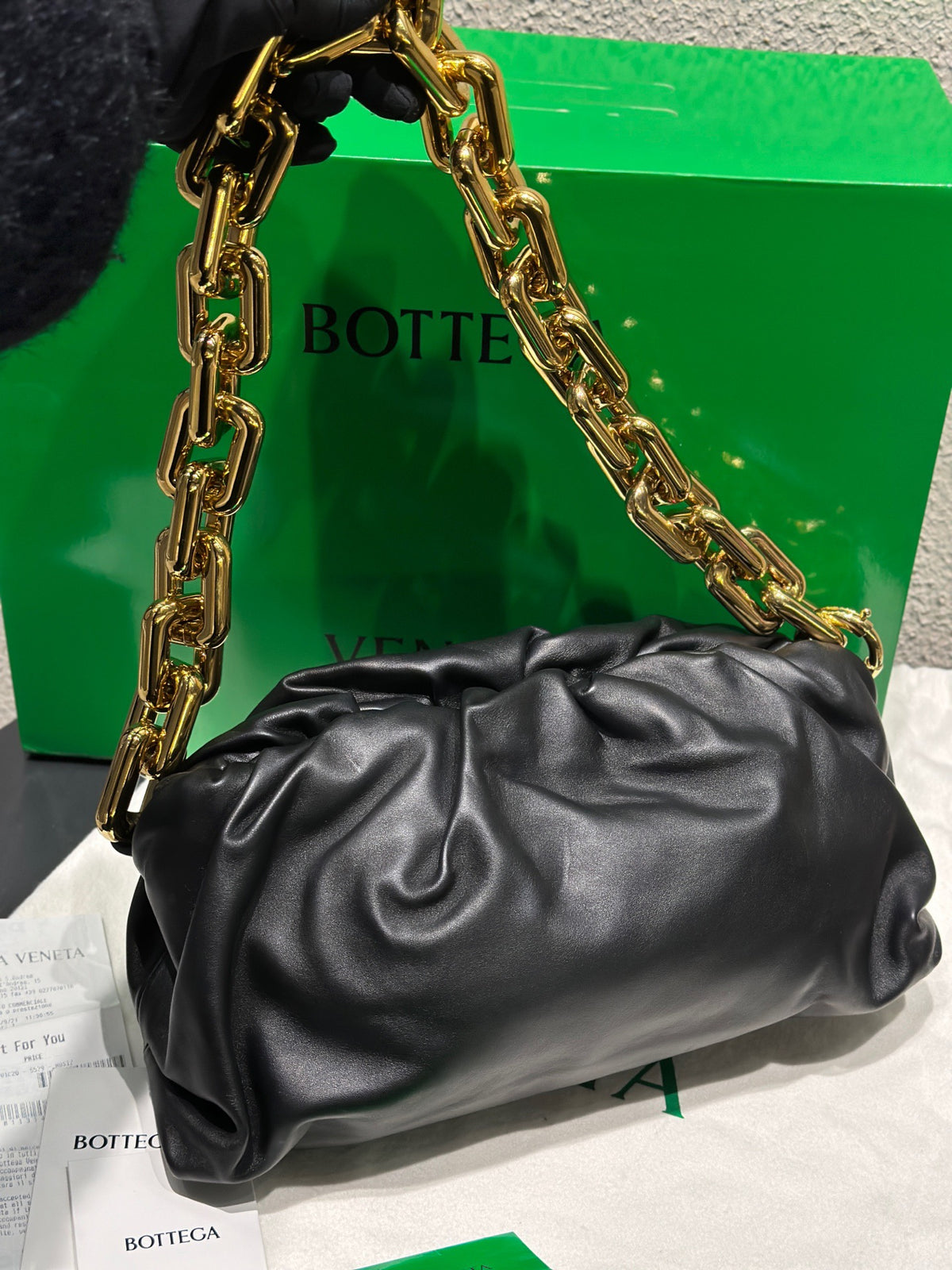 Bottega Veneta - Chain Pouch - Leather - Black