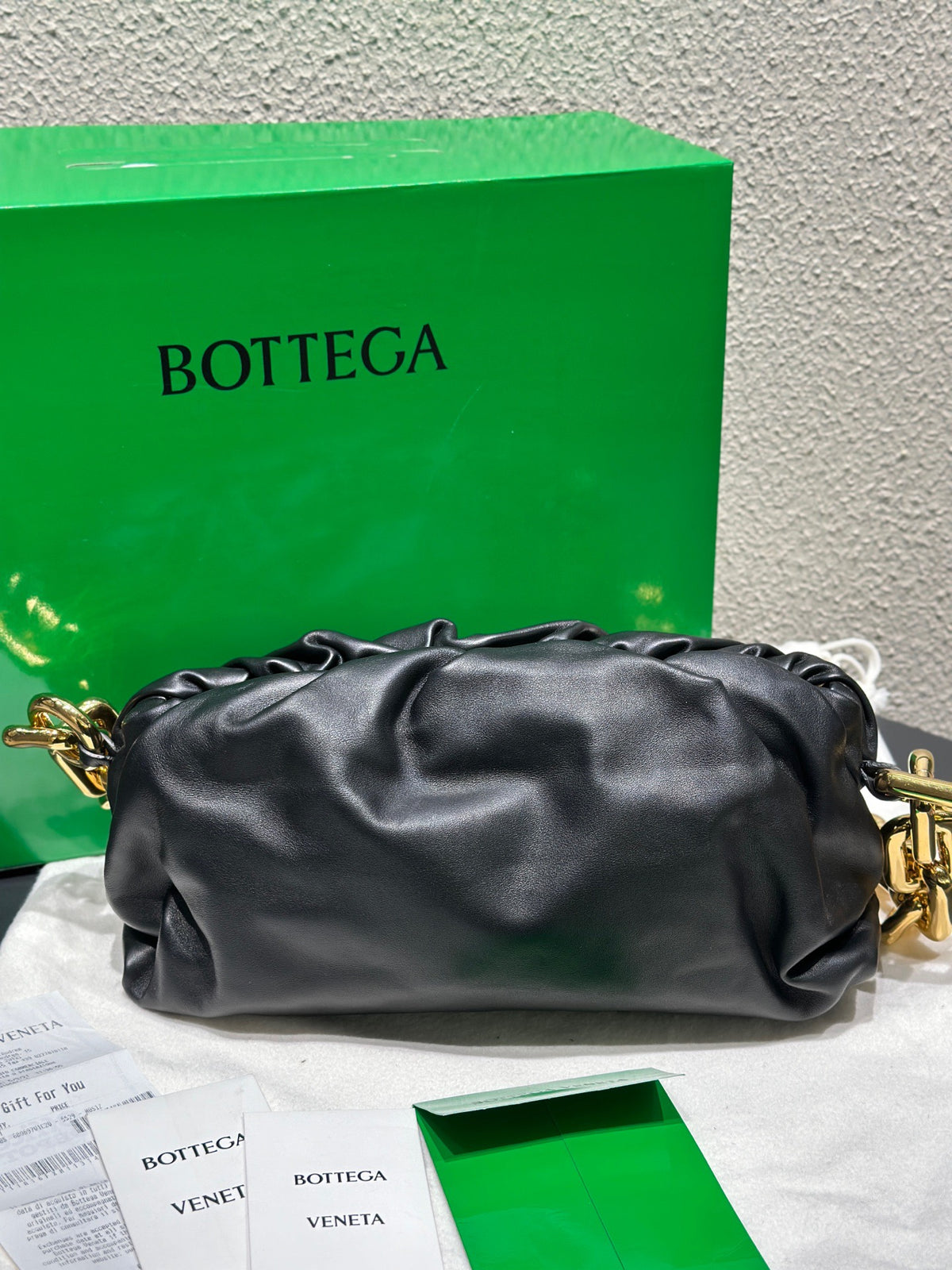 Bottega Veneta - Chain Pouch - Leather - Black