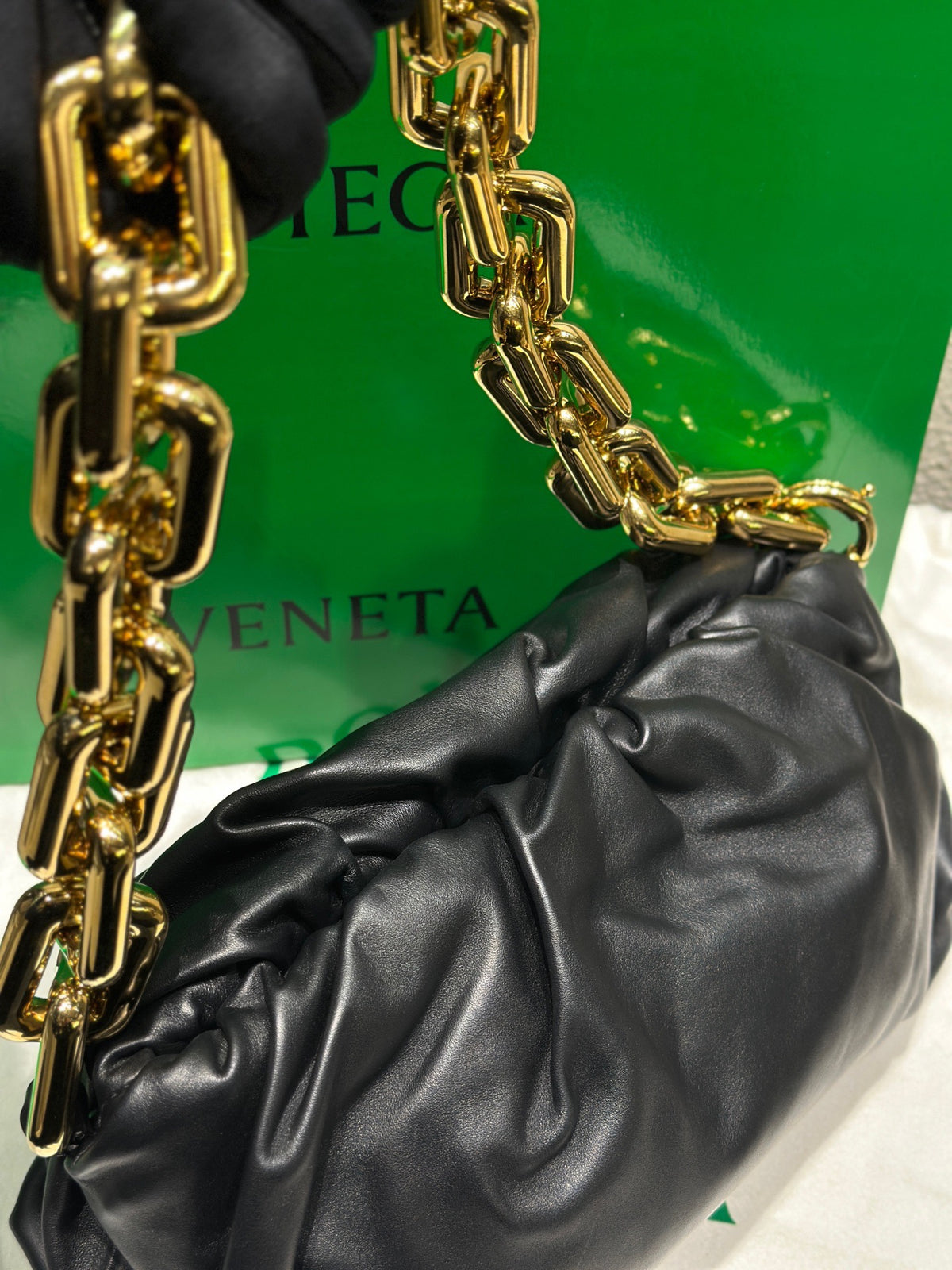 Bottega Veneta - Chain Pouch - Leather - Black