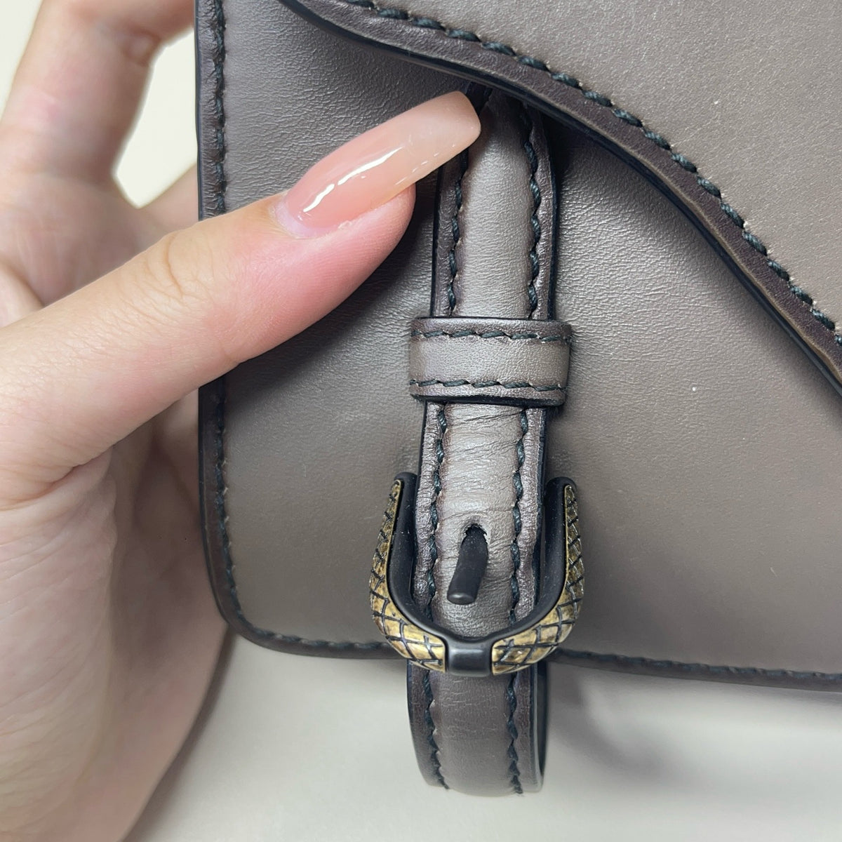 Bottega Veneta - City Knot - Leather - Grey