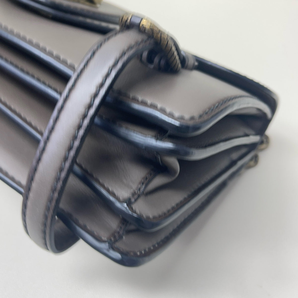 Bottega Veneta - City Knot - Leather - Grey