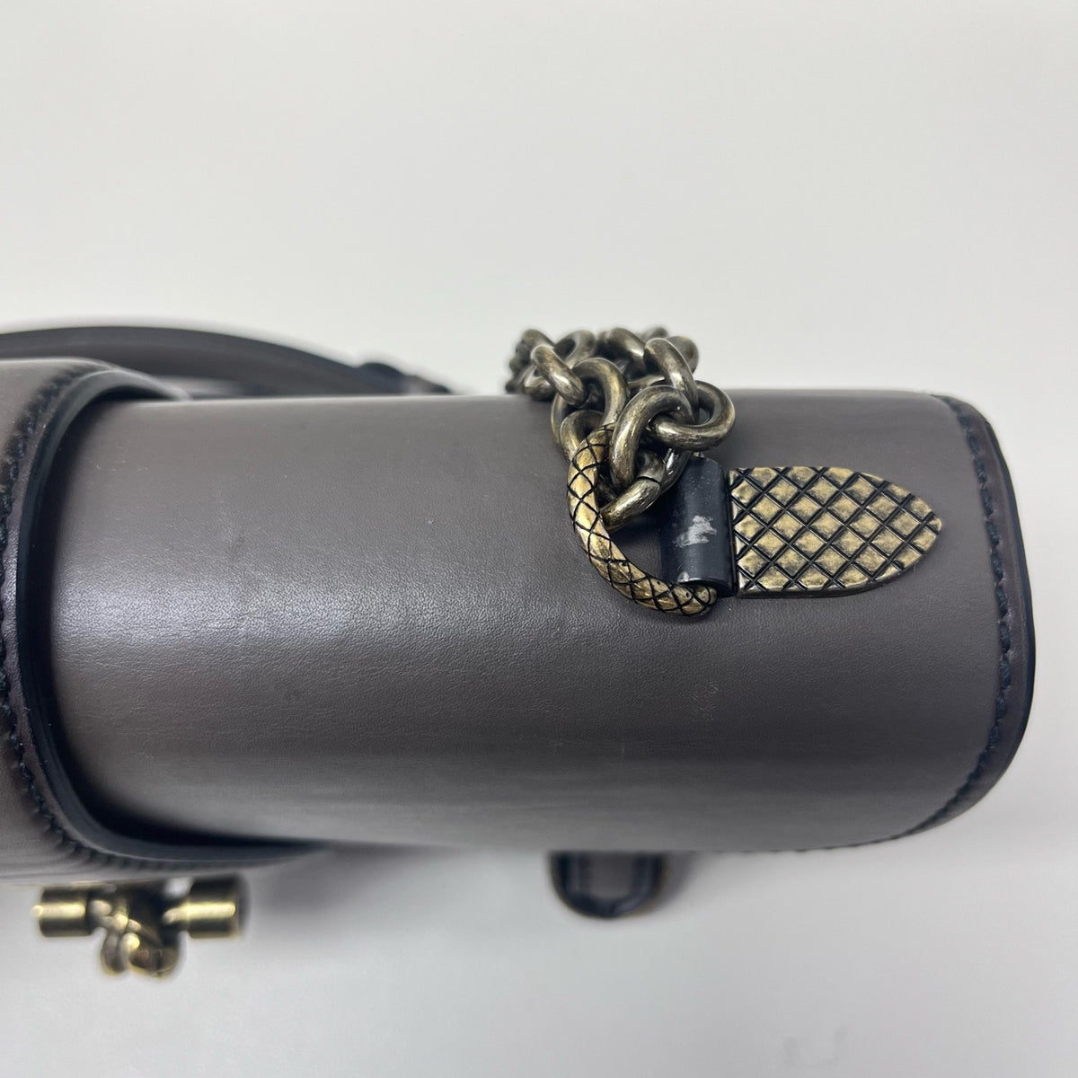 Bottega Veneta - City Knot - Leather - Grey