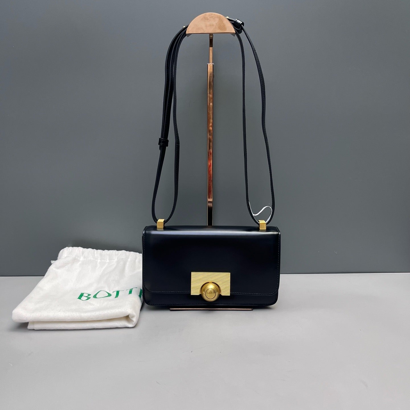 Bottega Veneta - Classic Box Bag - Leather - Black - (mini)
