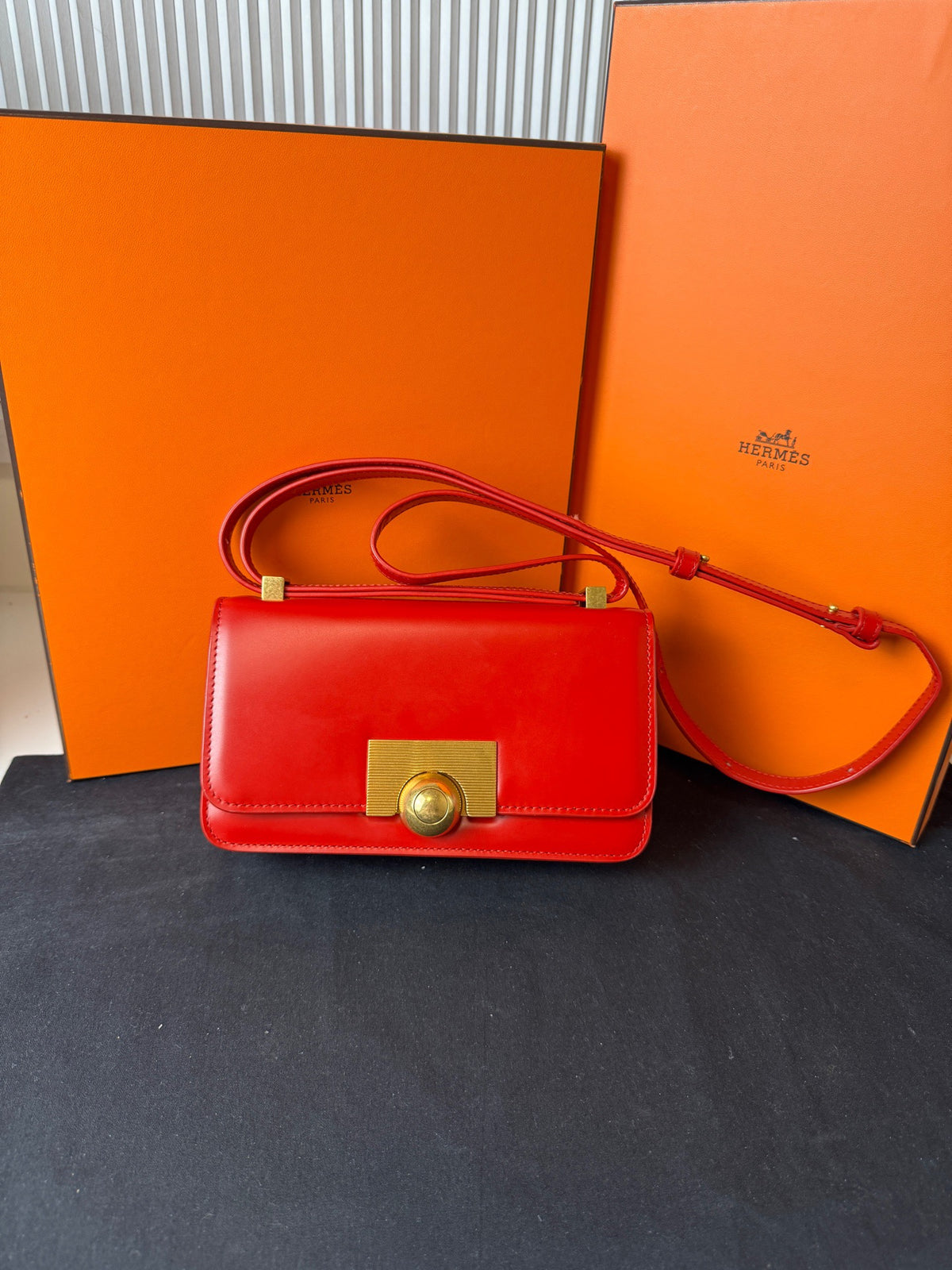 Bottega Veneta - Classic Crossbody Bag - Leather - Red - (mini)