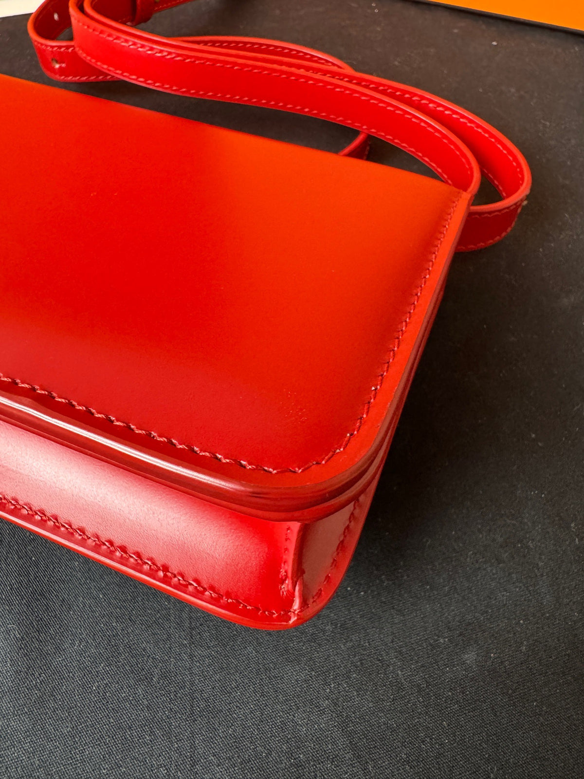 Bottega Veneta - Classic Crossbody Bag - Leather - Red - (mini)