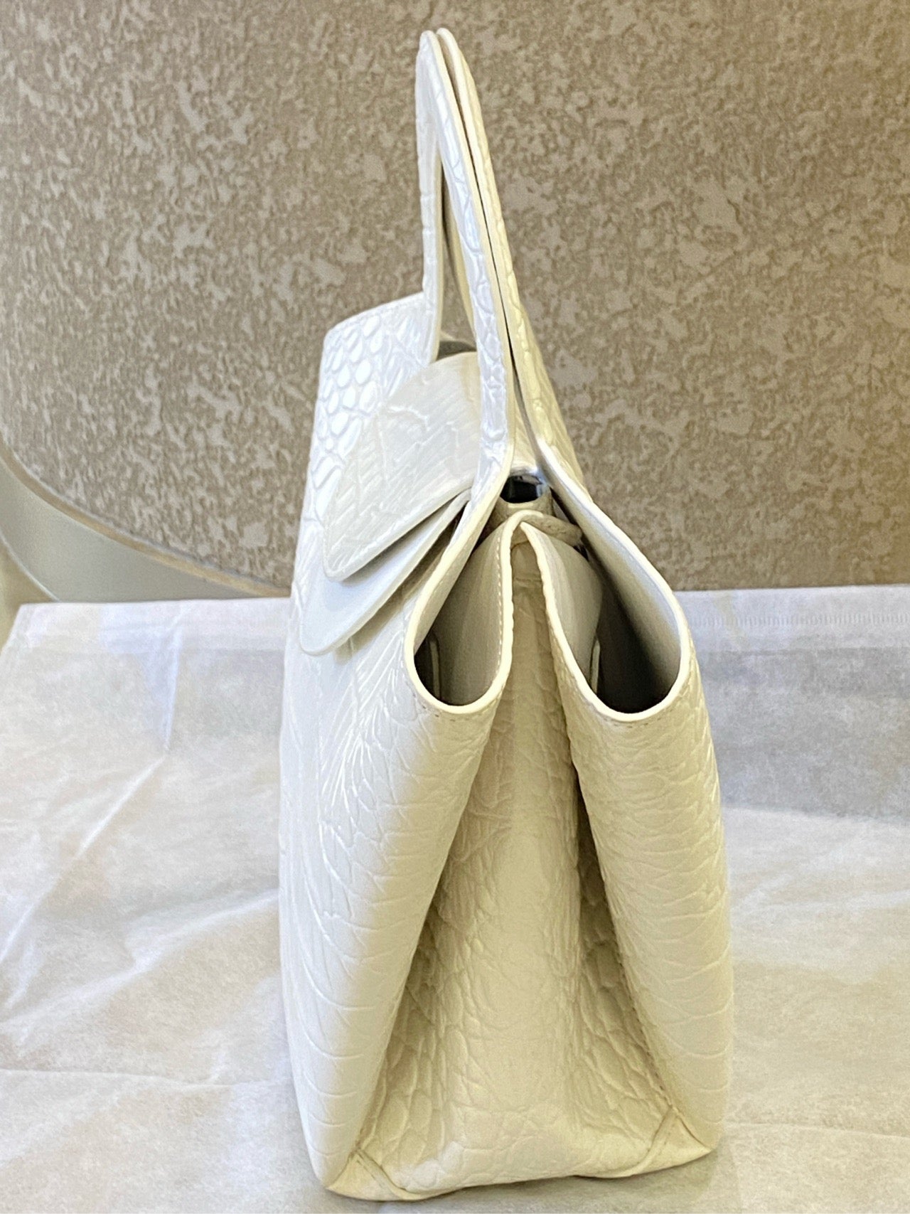 Bottega Veneta - Doll Tote - Leather - White - (medium)