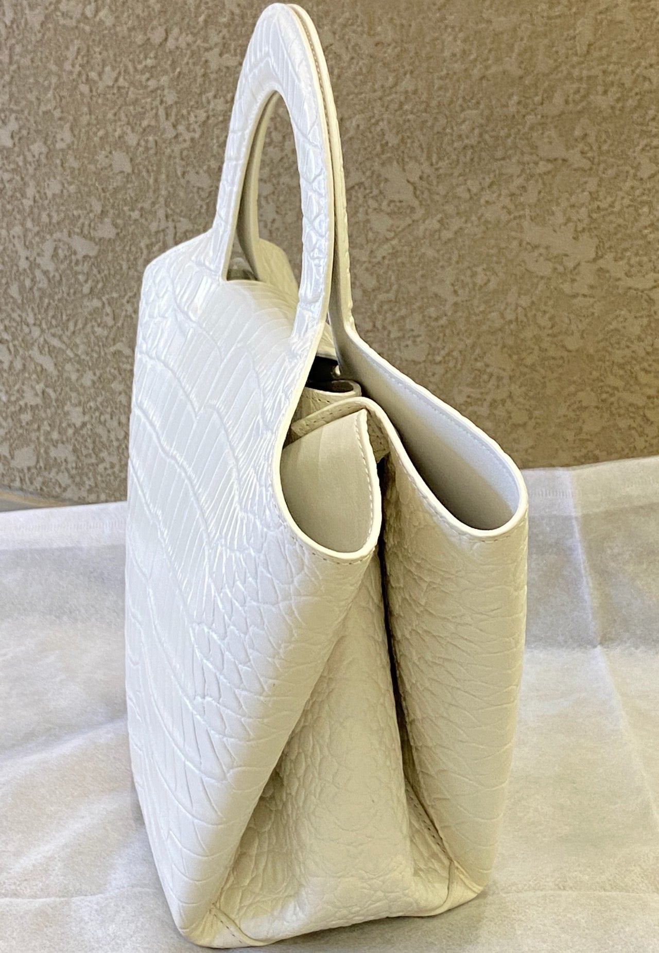 Bottega Veneta - Doll Tote - Leather - White - (medium)