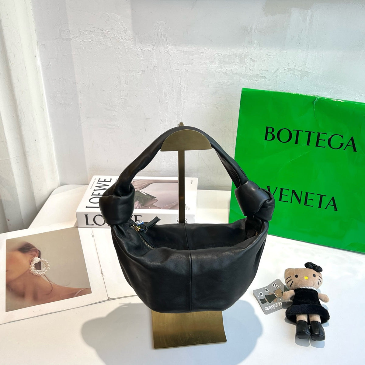 Bottega Veneta - Double Knot - Leather - Black