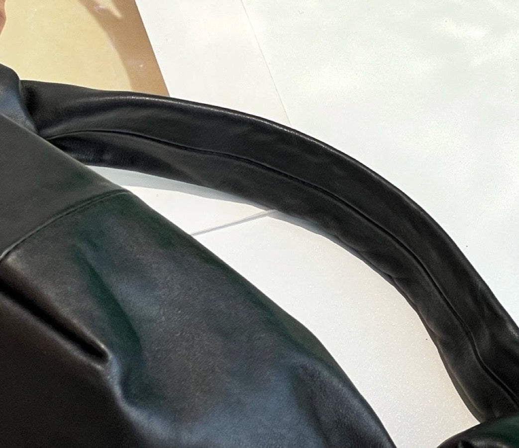 Bottega Veneta - Double Knot - Leather - Black