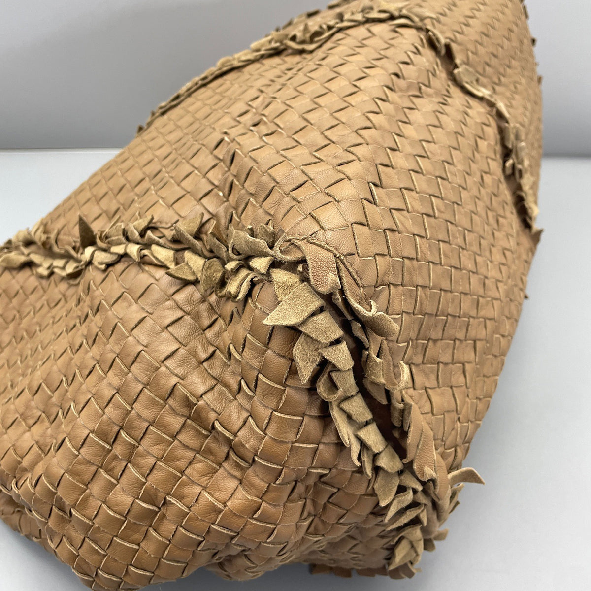Bottega Veneta - Fringed Woven Tote Bag - Leather - Brown - (large)