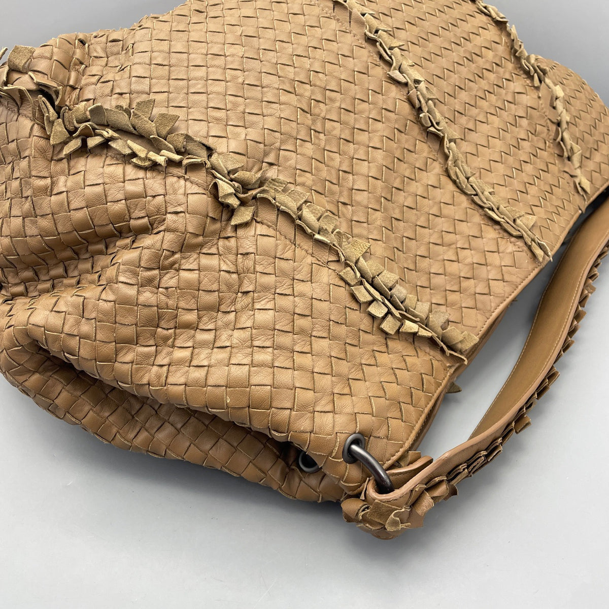 Bottega Veneta - Fringed Woven Tote Bag - Leather - Brown - (large)