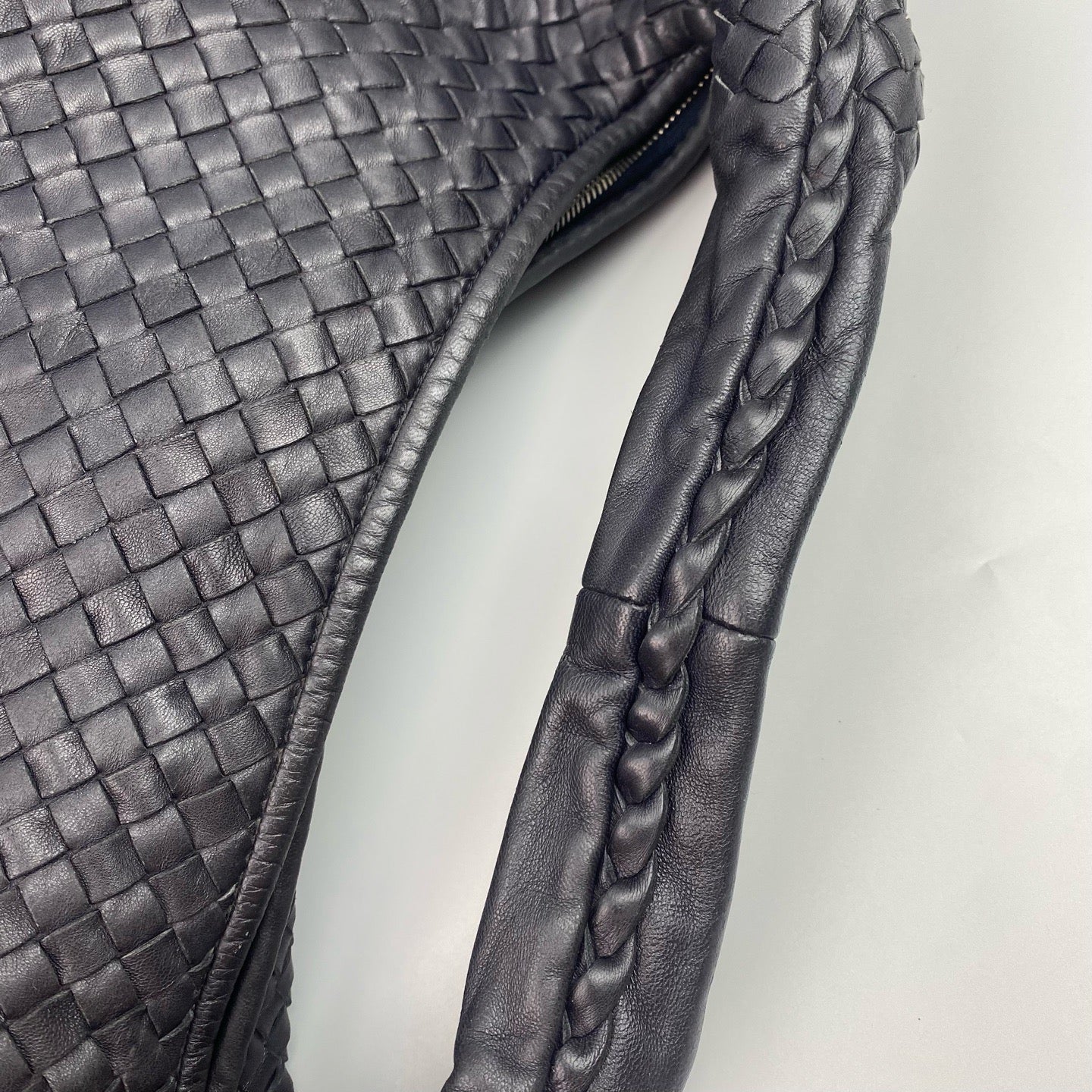 Bottega Veneta - Hobo Bag - Leather - Black - (large)