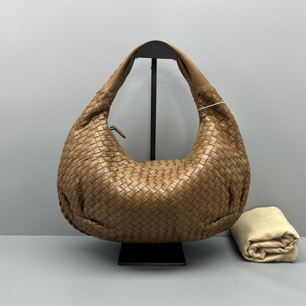 Bottega Veneta - Hobo Bag - Leather - Brown - (medium)