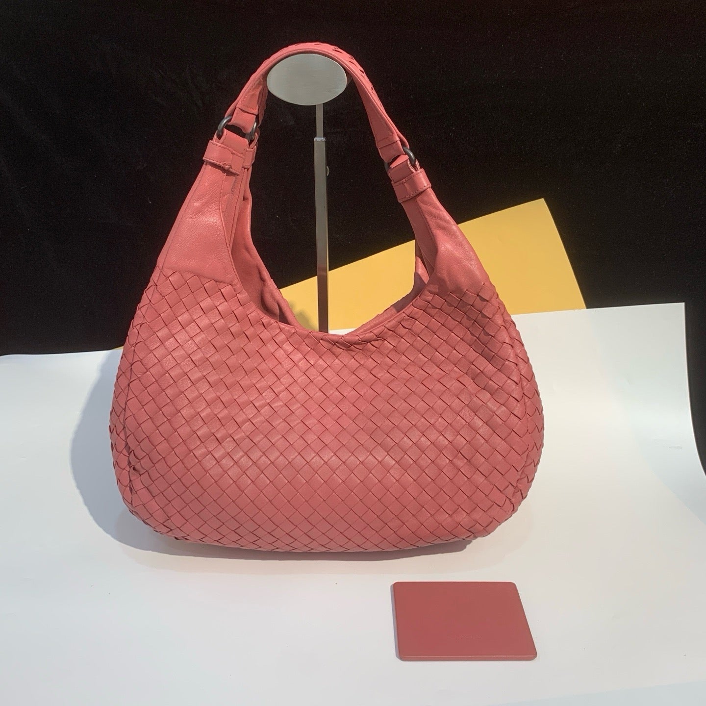 Bottega Veneta - Hobo Bag - Leather - Pink - (small)
