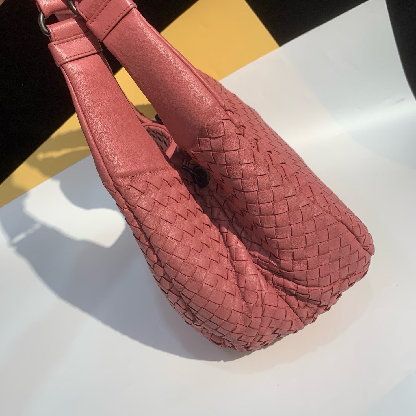 Bottega Veneta - Hobo Bag - Leather - Pink - (small)