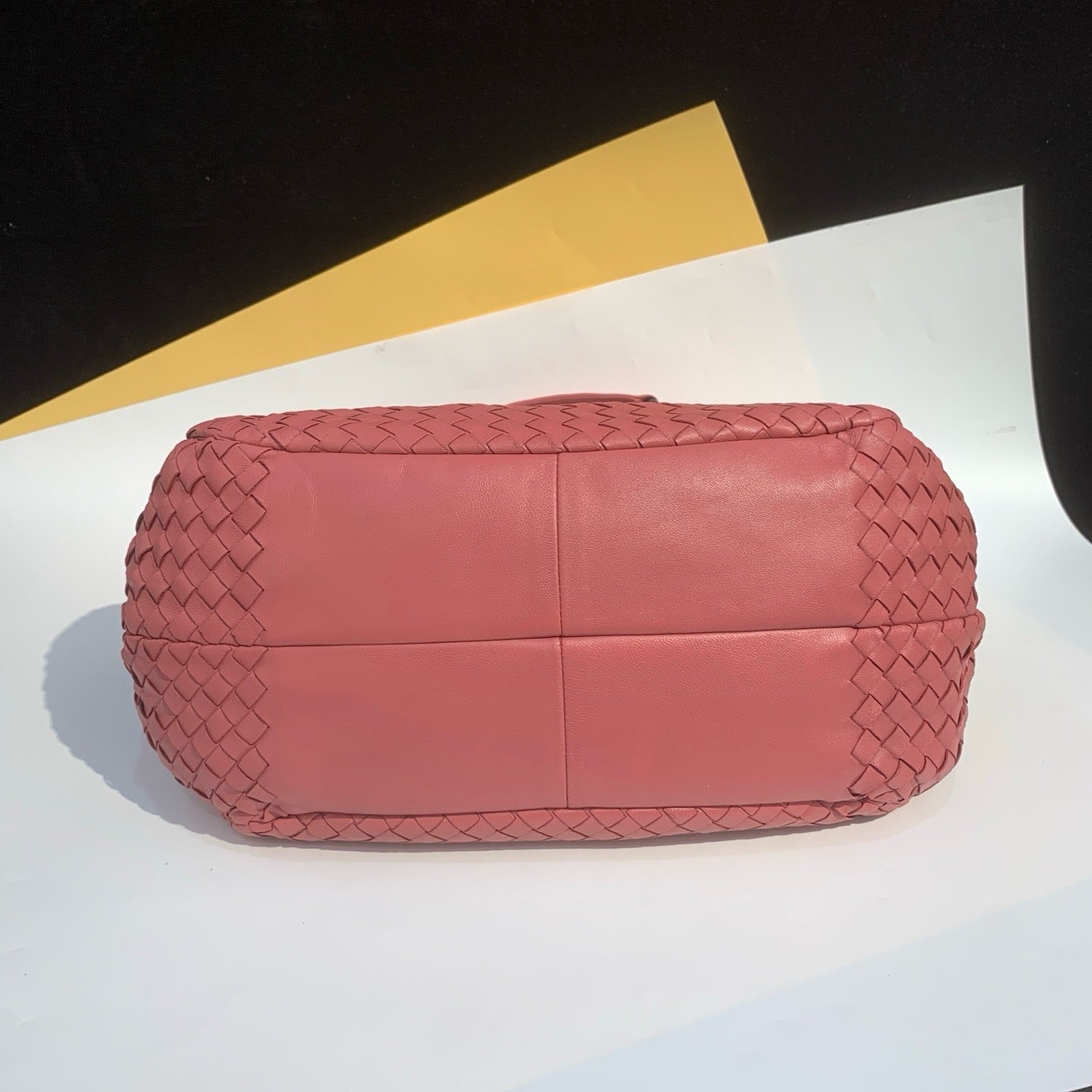 Bottega Veneta - Hobo Bag - Leather - Pink - (small)