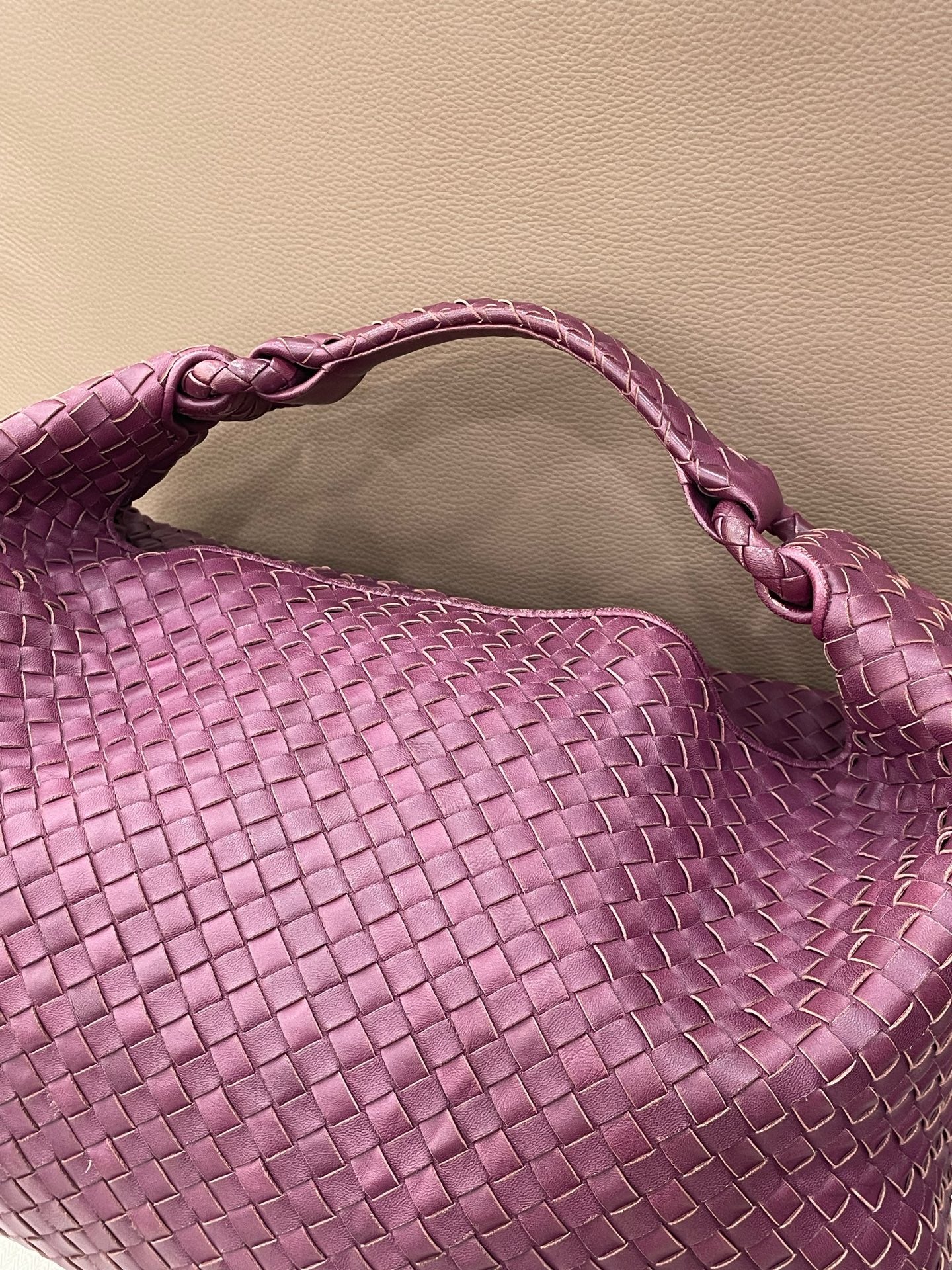 Bottega Veneta - Hobo Bag - Leather - Purple - (medium)