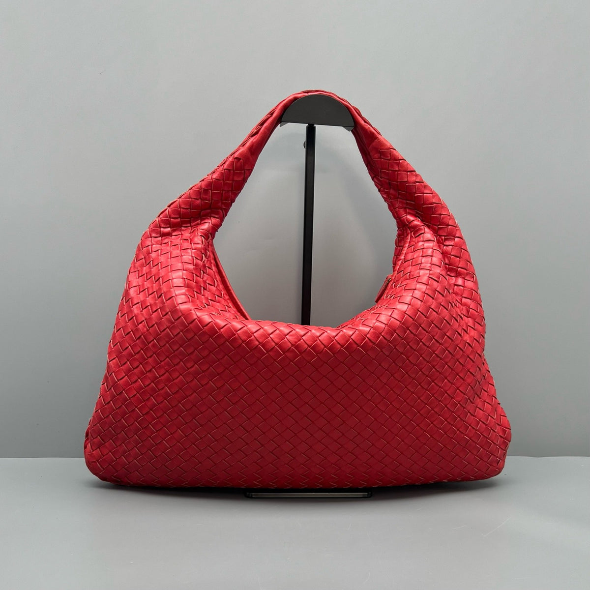 Bottega Veneta - Hobo Bag - Leather - Red