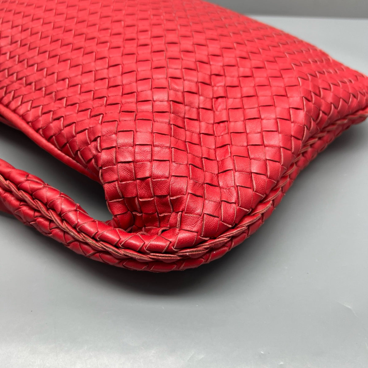 Bottega Veneta - Hobo Bag - Leather - Red