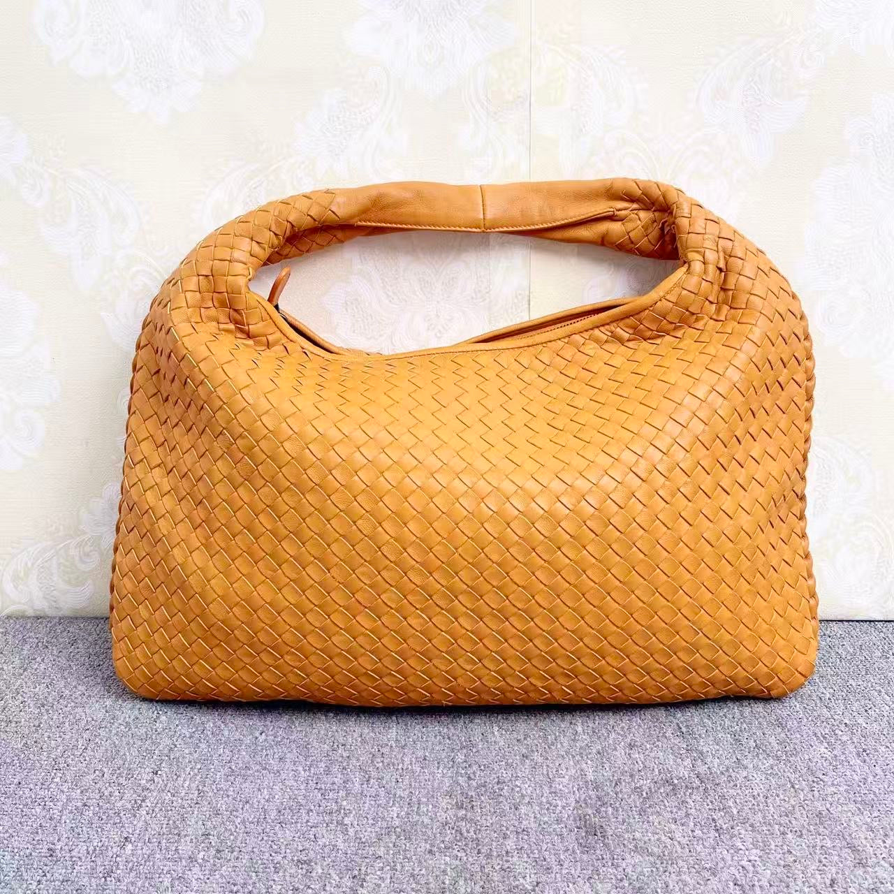 Bottega Veneta - Hobo Bag - Leather - Yellow - (medium)