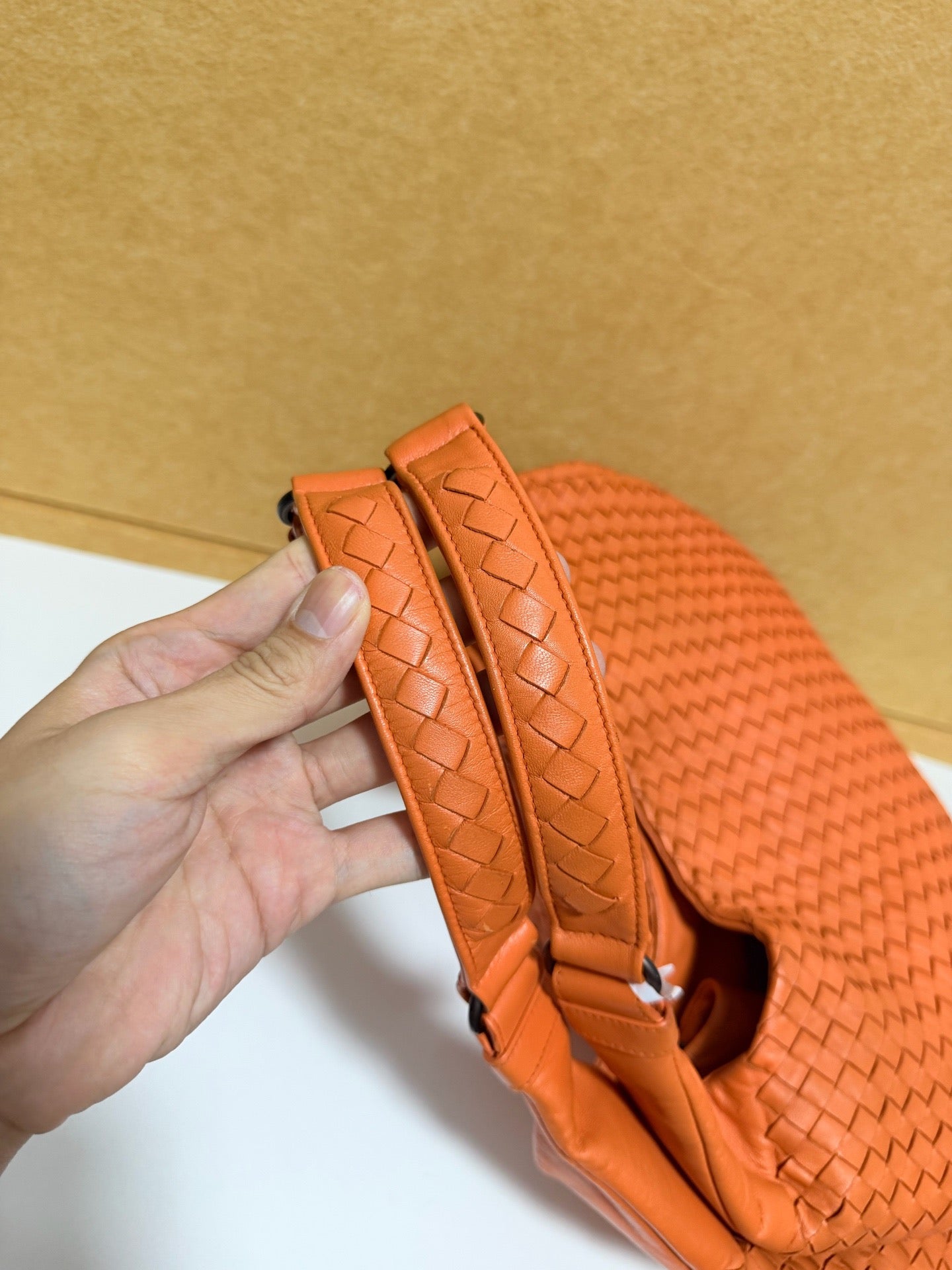 Bottega Veneta - Hobo - Leather - Orange - (medium)