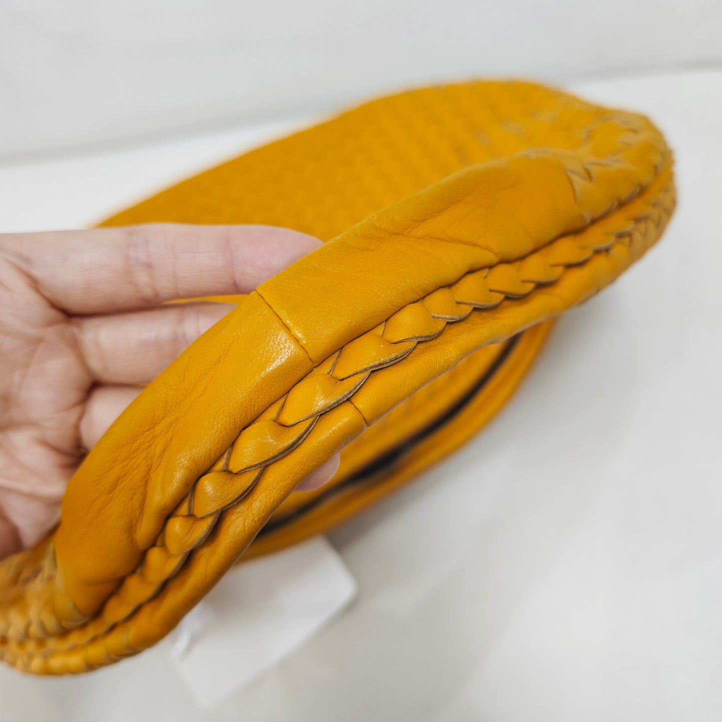 Bottega Veneta - Hobo - Leather - Yellow - (small)