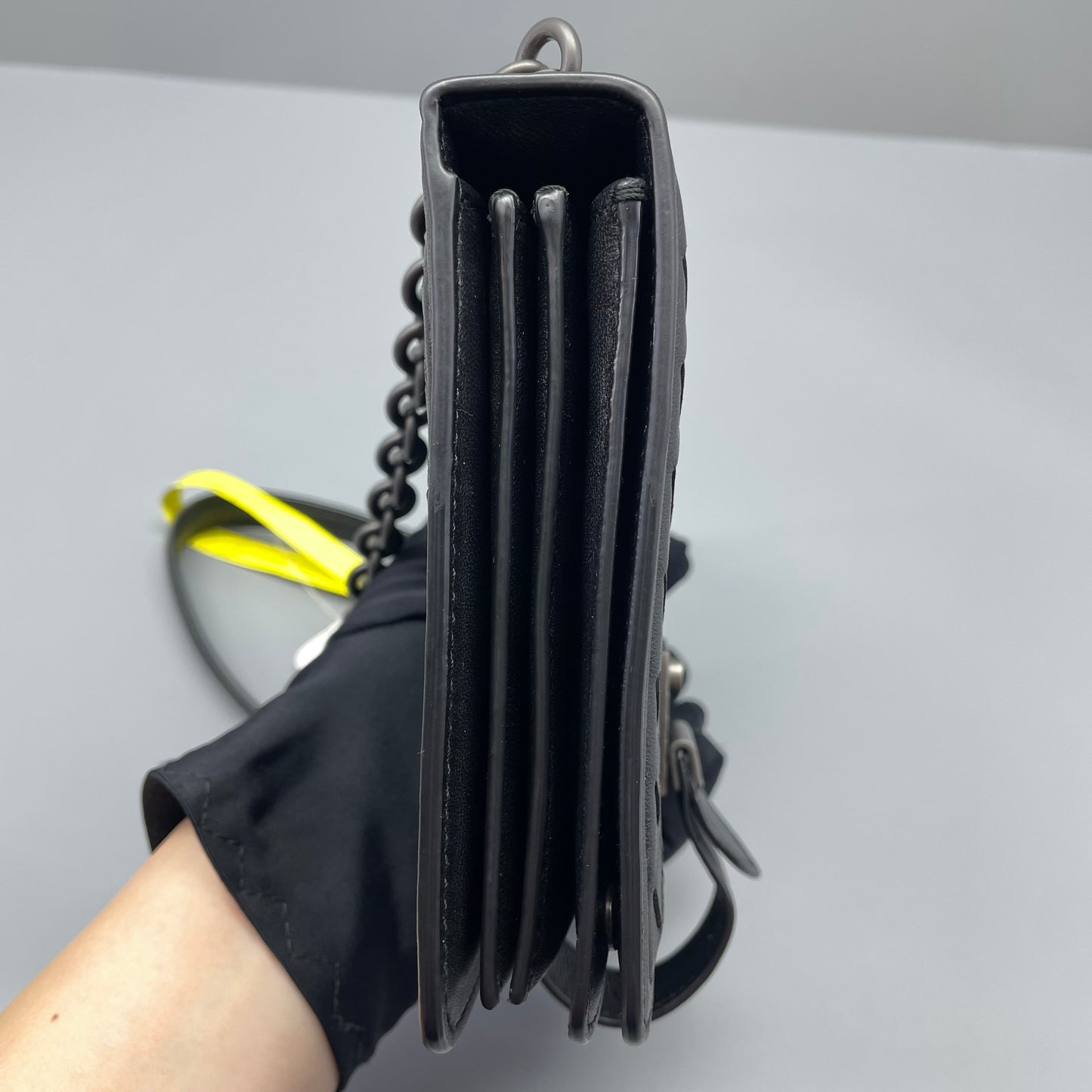 Bottega Veneta - Intrecciato Chain Shoulder Bag - Leather - Black - (mini)