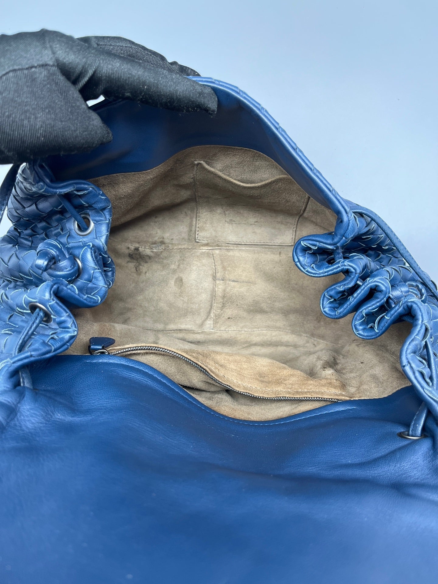 Bottega Veneta - Intrecciato Flap Drawstring Crossbody Bag - Leather - Blue - (small)