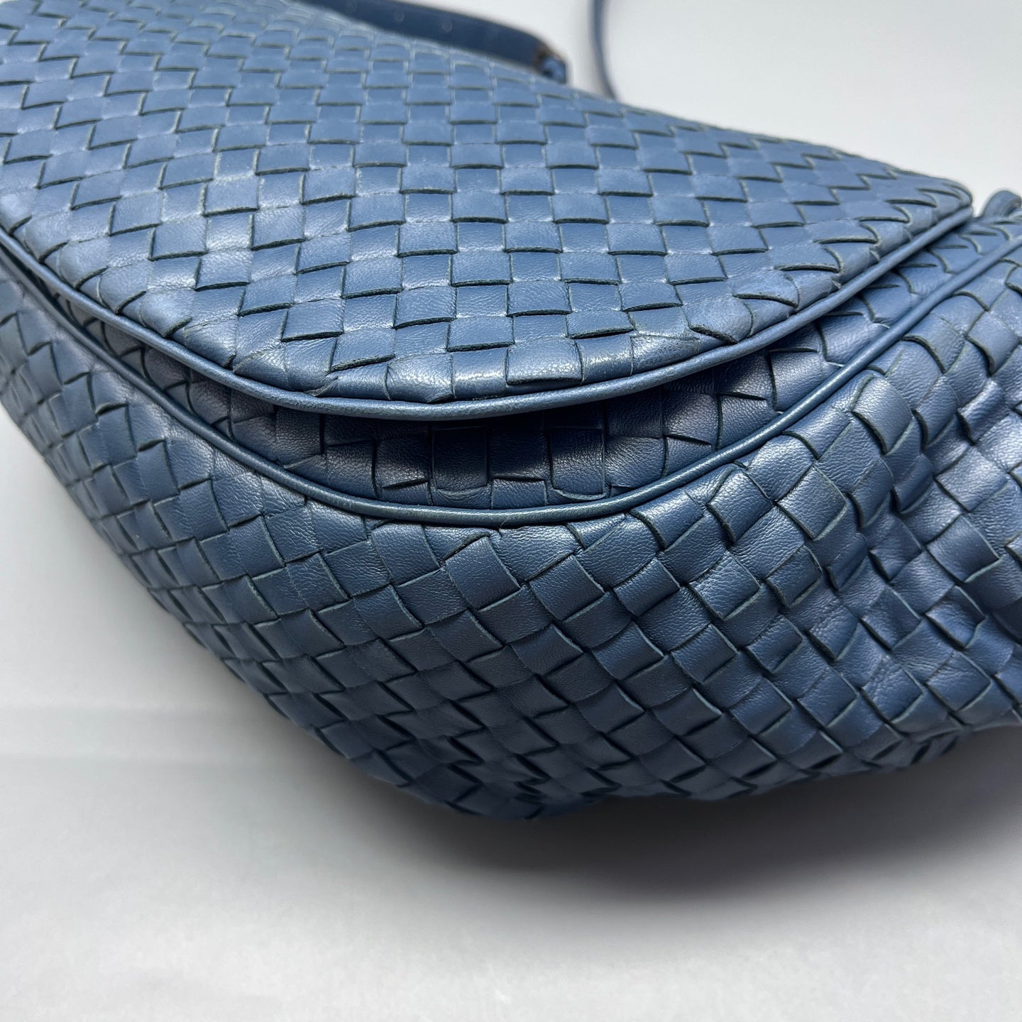 Bottega Veneta - Intrecciato Flap Drawstring Crossbody Bag - Leather - Blue - (small)