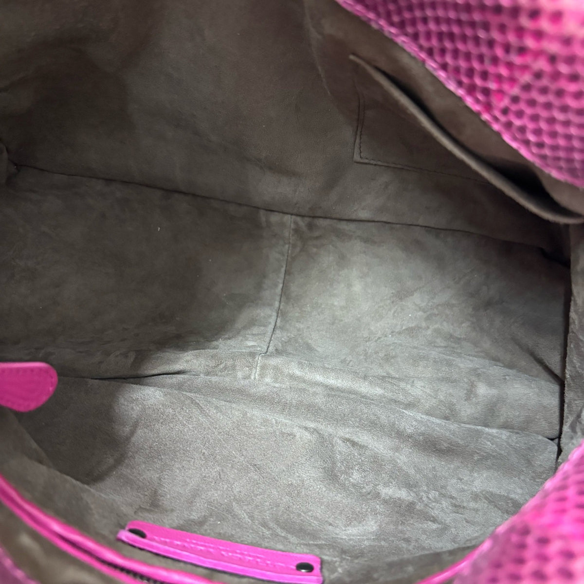 Bottega Veneta - Intrecciato Flap Shoulder Bag - Exotic leathers - Python - Pink - (medium)