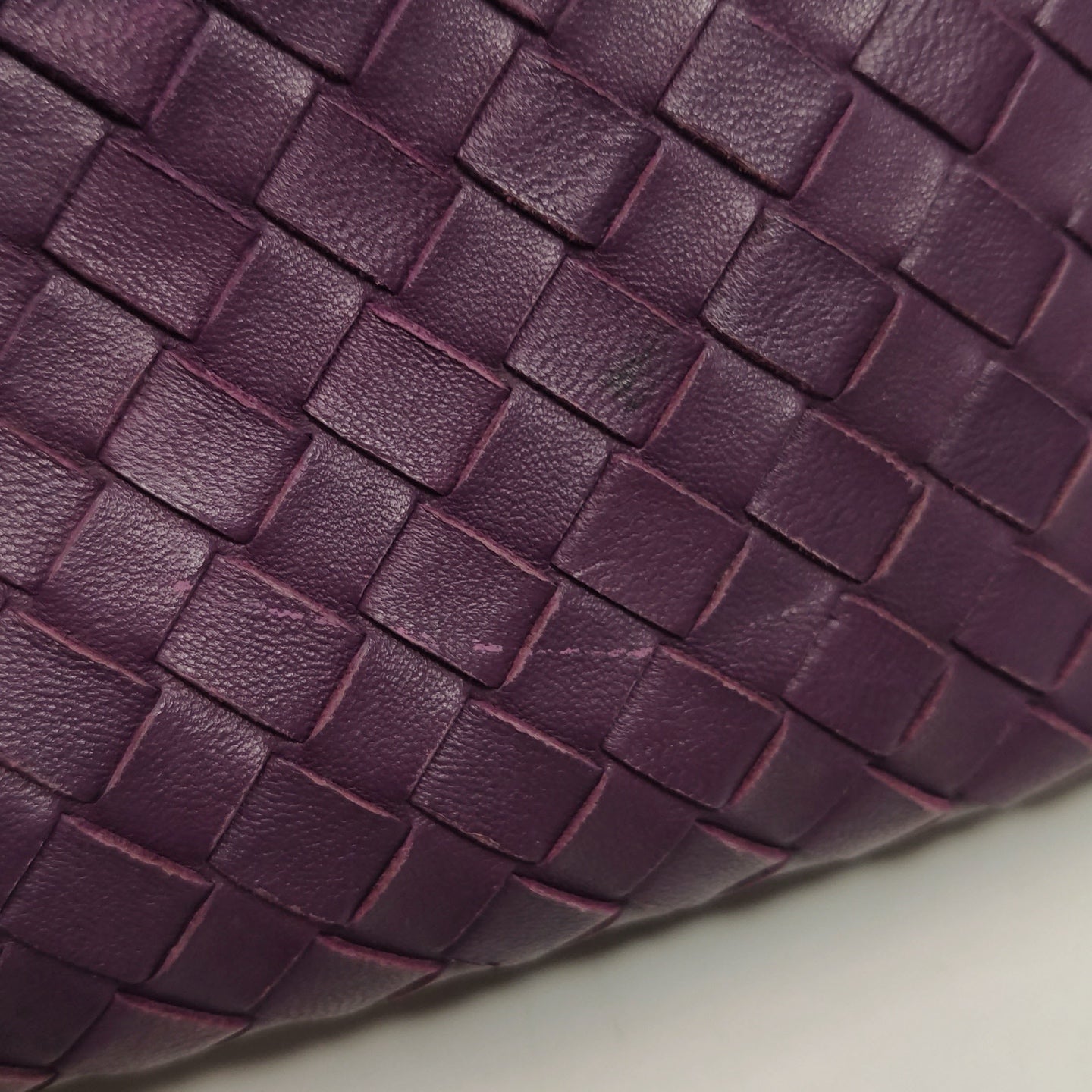 Bottega Veneta - Intrecciato Flap Shoulder Bag - Leather - Plum - (medium)
