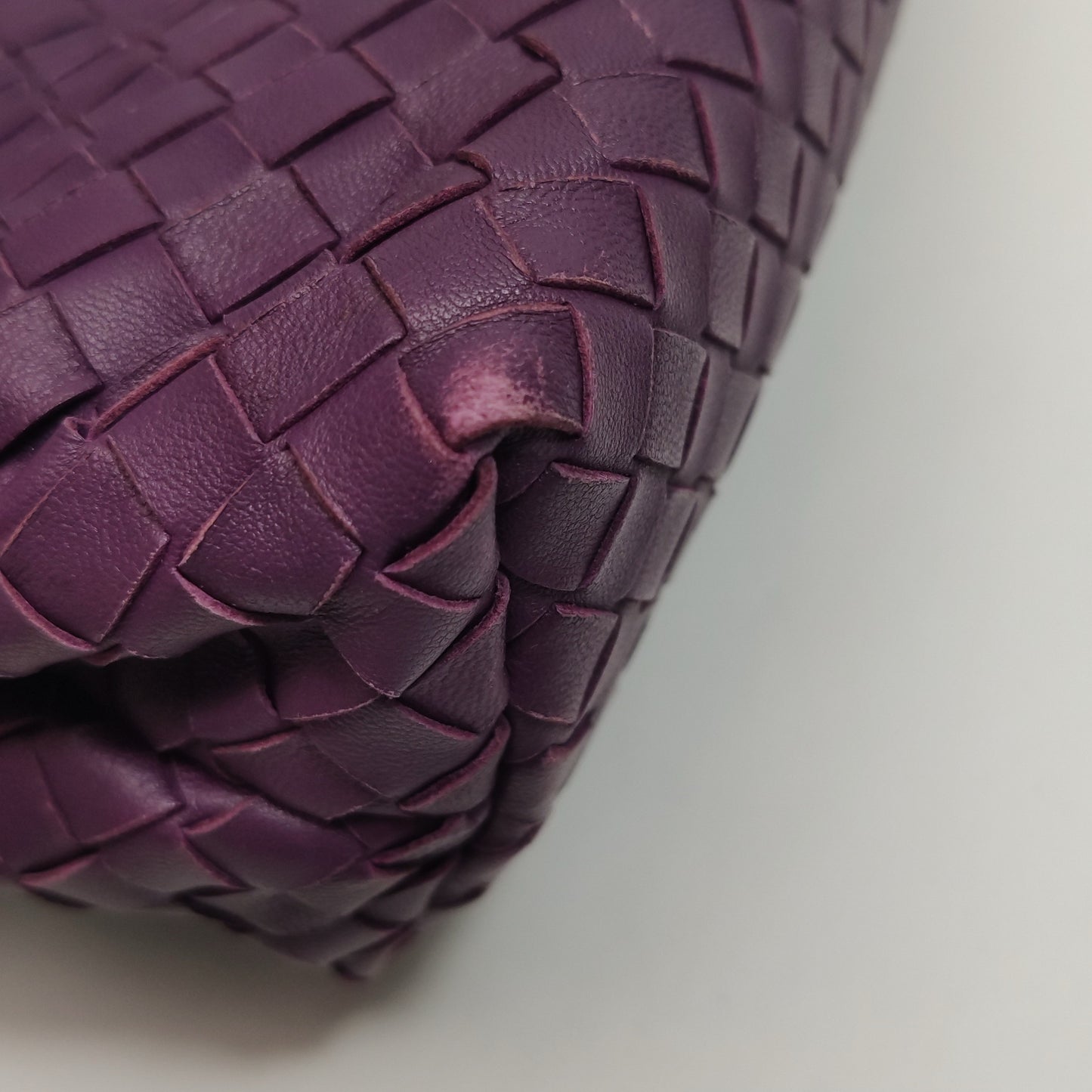Bottega Veneta - Intrecciato Flap Shoulder Bag - Leather - Plum - (medium)