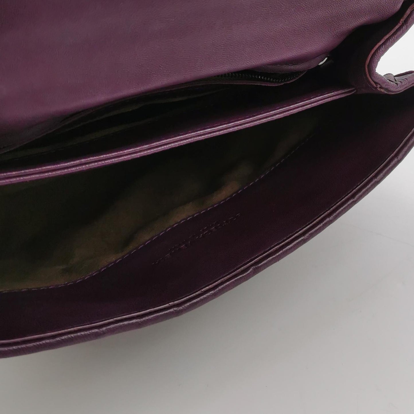 Bottega Veneta - Intrecciato Flap Shoulder Bag - Leather - Plum - (medium)
