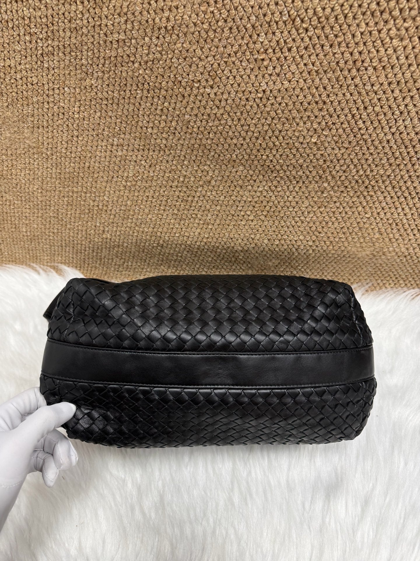 Bottega Veneta - Intrecciato Hobo Bag - Leather - Black - (large)
