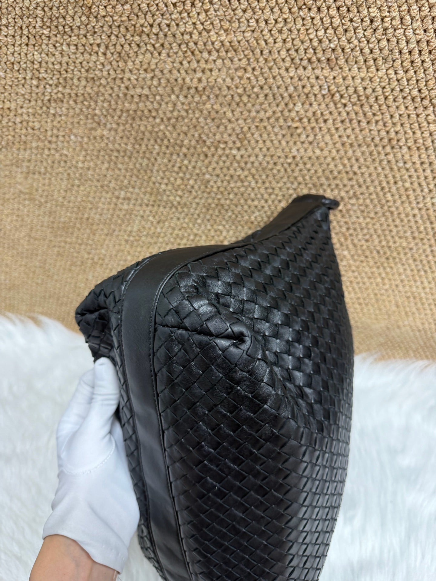 Bottega Veneta - Intrecciato Hobo Bag - Leather - Black - (large)