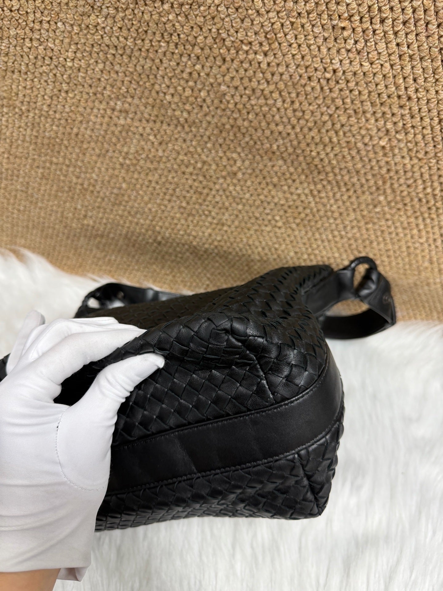 Bottega Veneta - Intrecciato Hobo Bag - Leather - Black - (large)