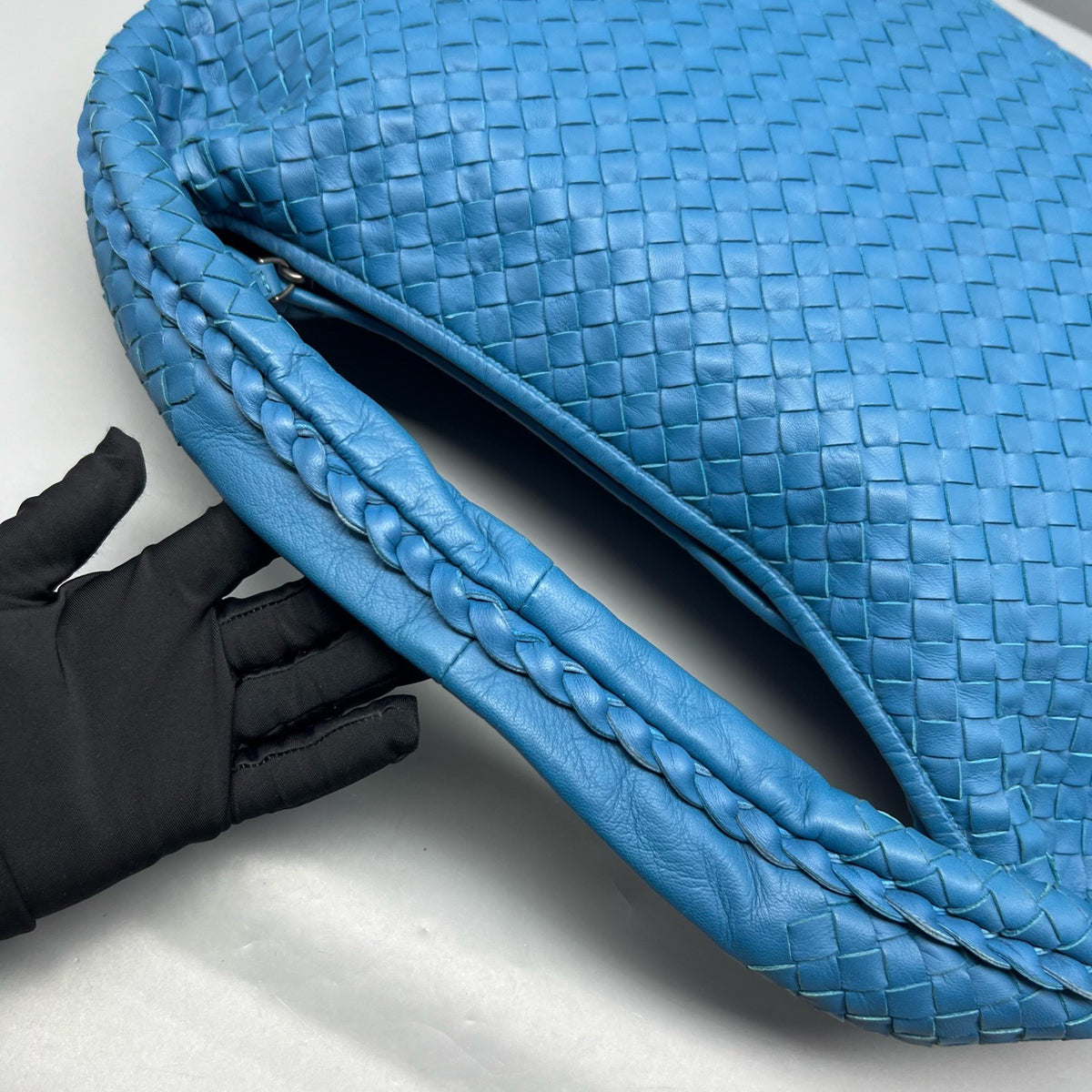 Bottega Veneta - Intrecciato Hobo Bag - Leather - Blue - (large)