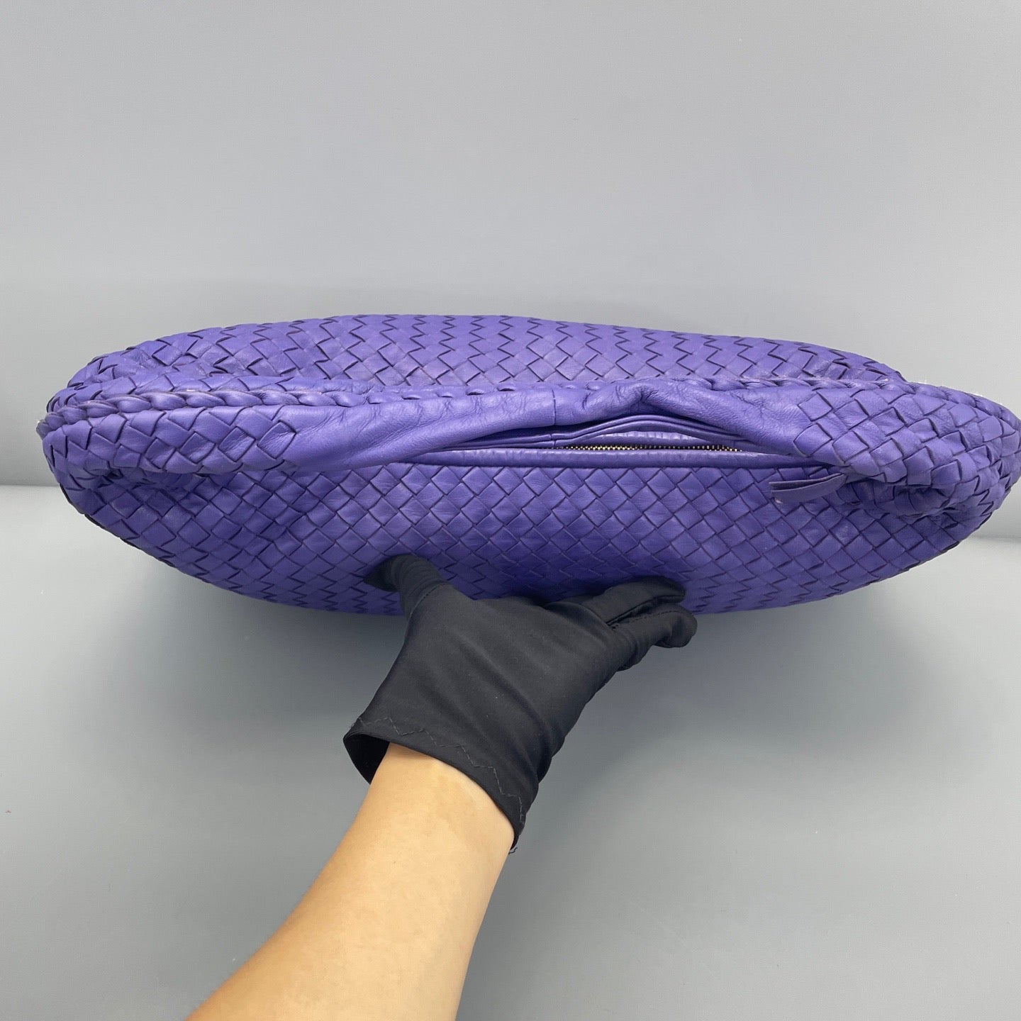 Bottega Veneta - Intrecciato Hobo Bag - Leather - Purple - (medium)