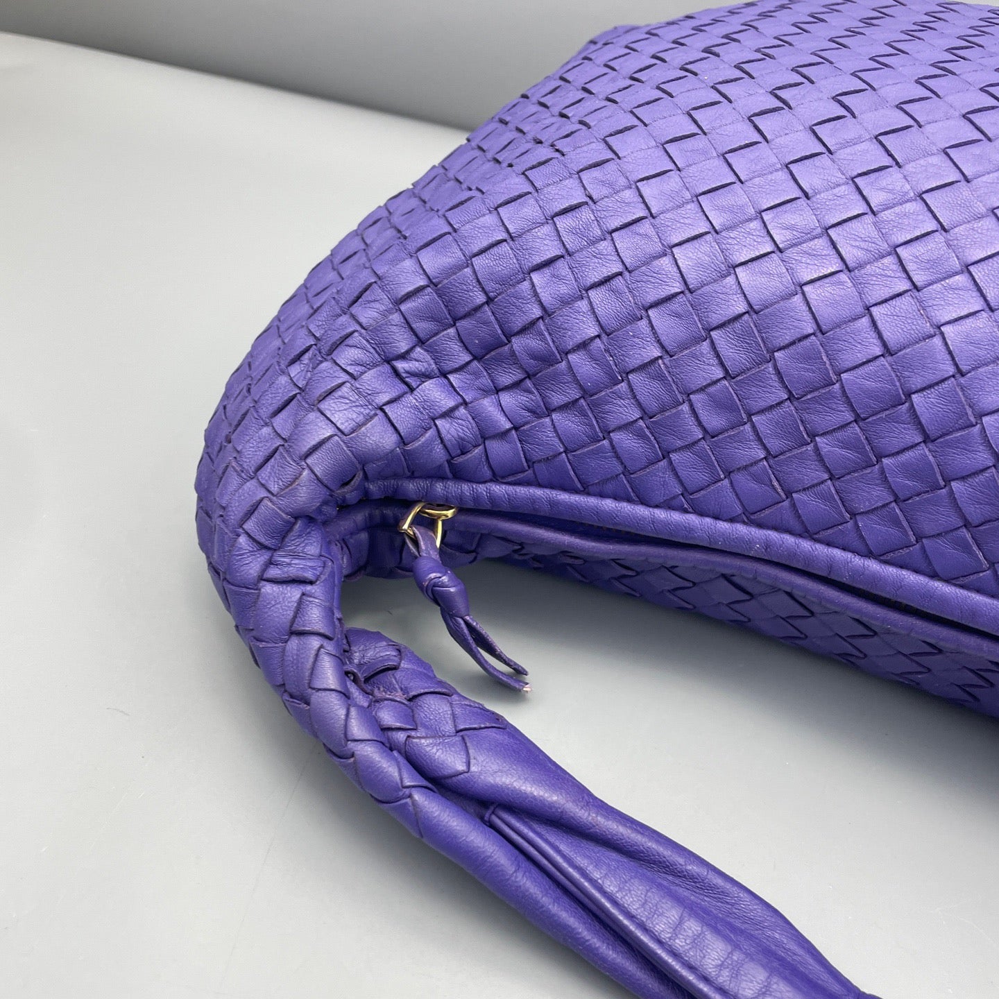 Bottega Veneta - Intrecciato Hobo Bag - Leather - Purple - (medium)