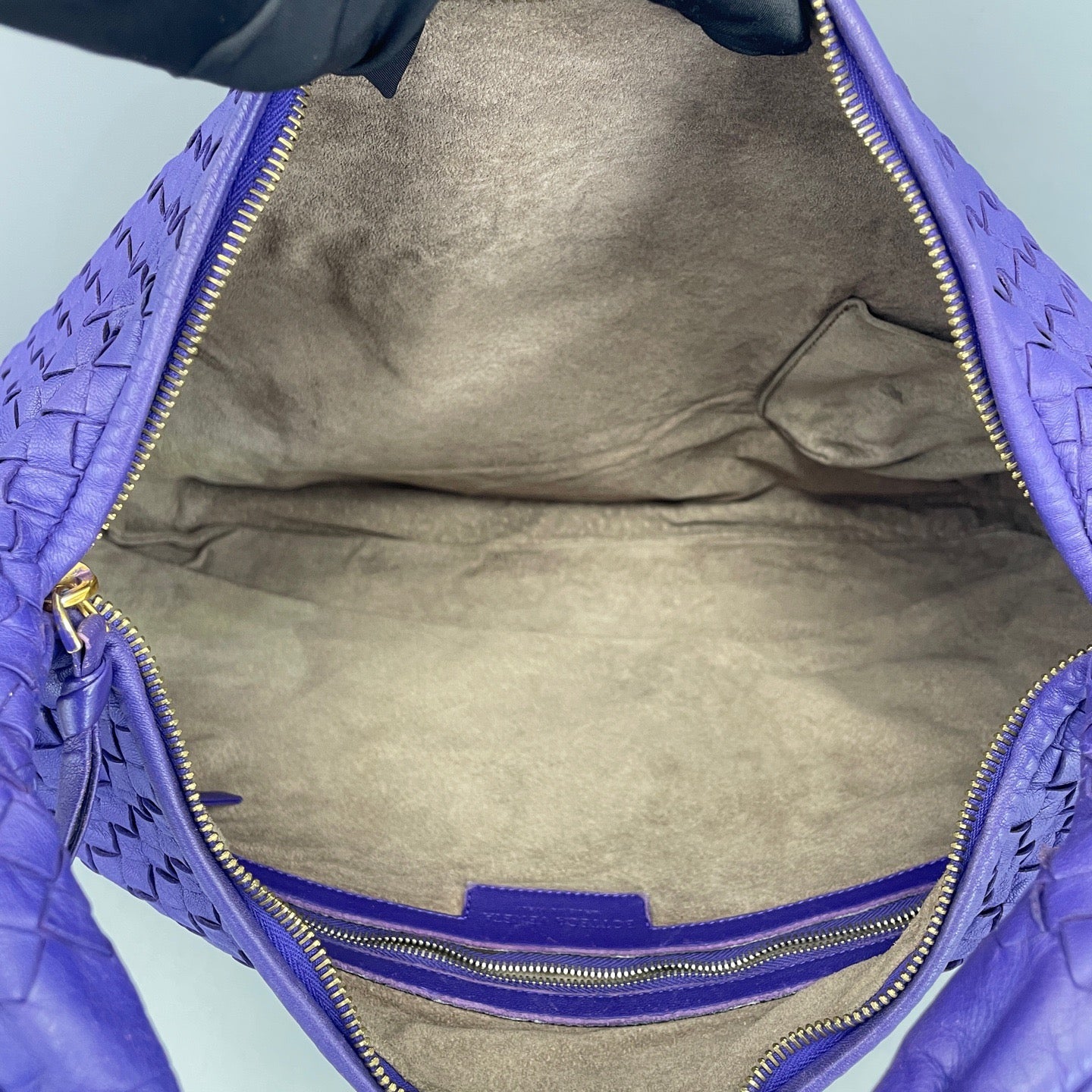 Bottega Veneta - Intrecciato Hobo Bag - Leather - Purple - (medium)