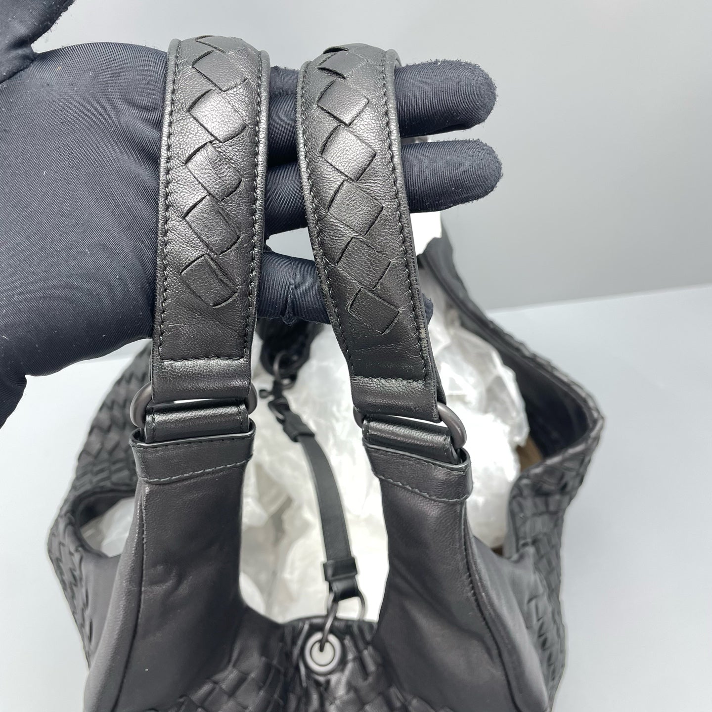 Bottega Veneta - Intrecciato Hobo - Leather - Black - (large)