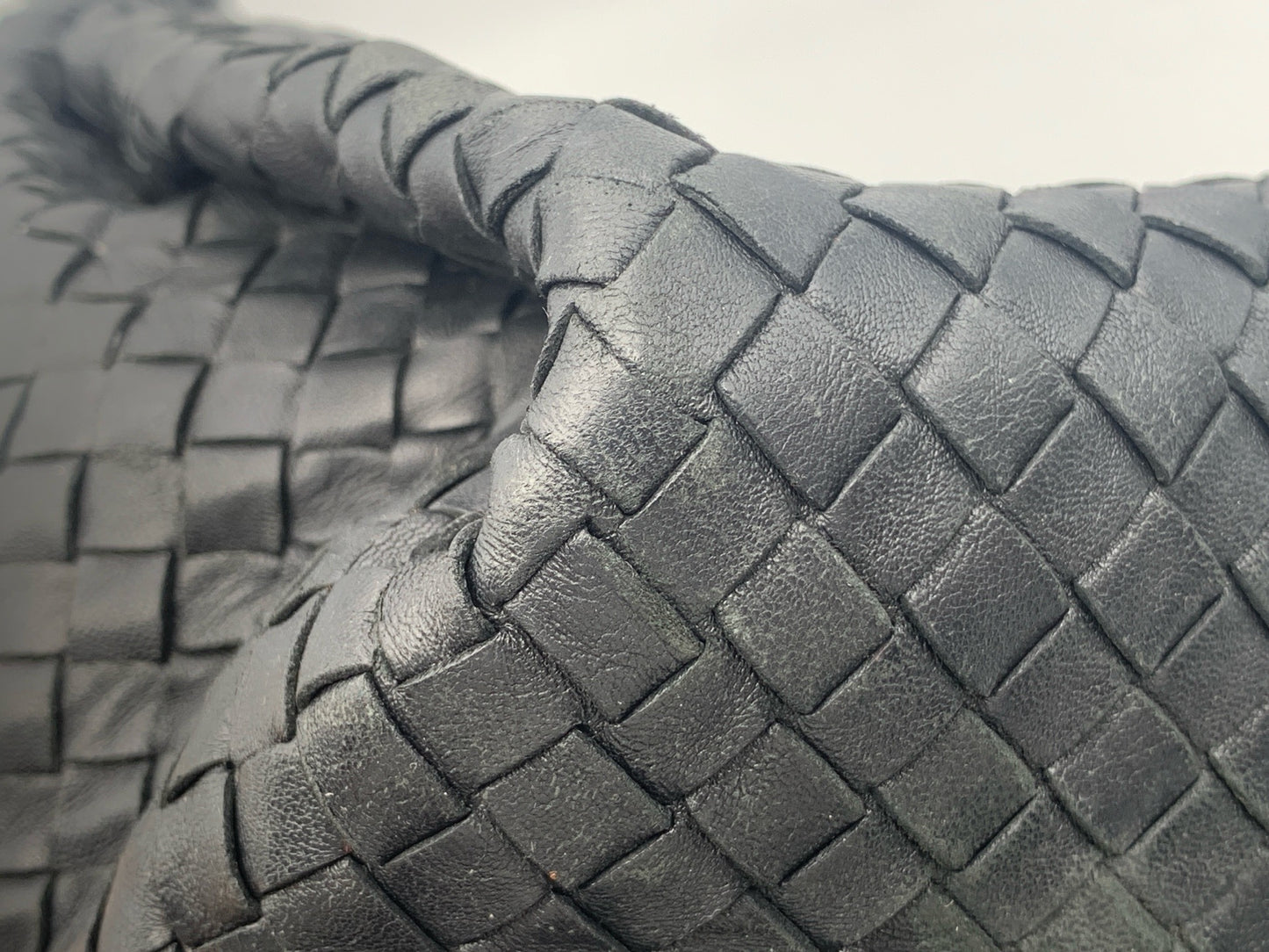 Bottega Veneta - Intrecciato Hobo - Leather - Black - (medium)